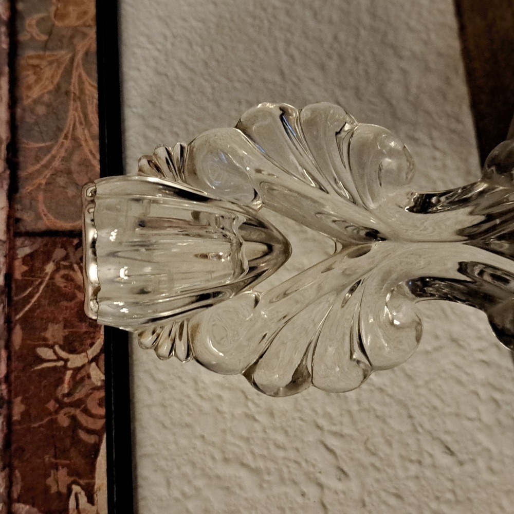 VINTAGE New Martinsville Glass Candle Holders - Picture 3 of 6